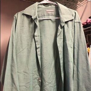 Van heusen button up